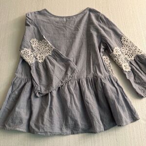 HANNAH pin stripe shirt bell sleeve cotton blue white women size M Lace Applique